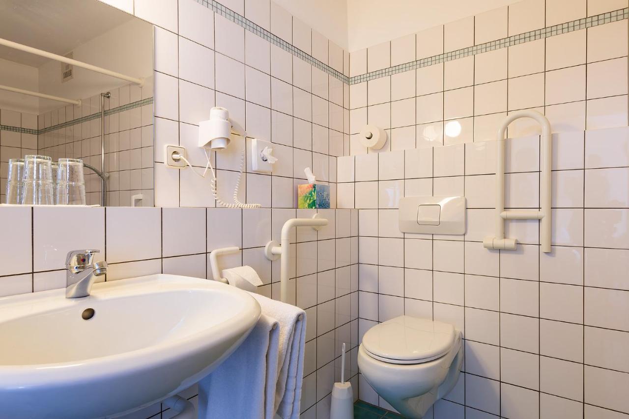 Hotel Nibelungen Hof Ксантен Екстер'єр фото